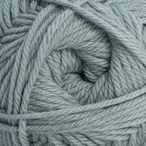 220 Superwash Merino Moon Beam