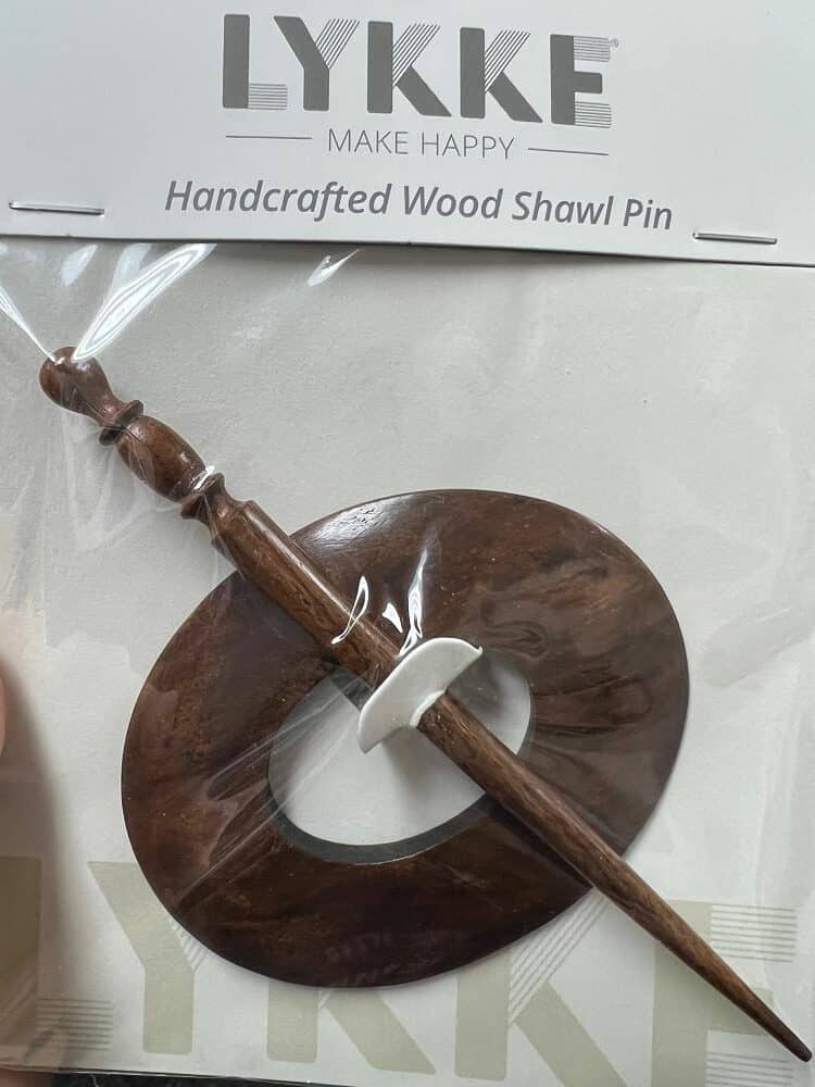 Lykke Round Shawl Pin (Rosewood)